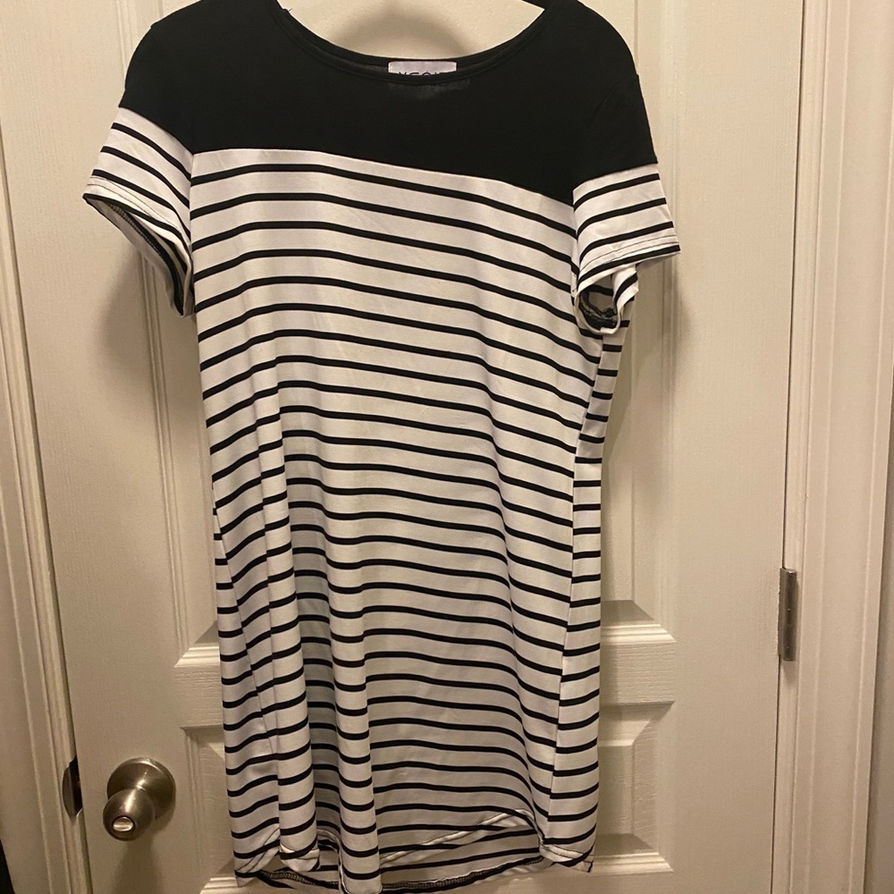 Black and white dress